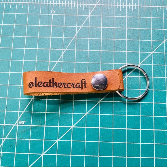 @(your customization) 4.5” leather loop keychain customized handcrafted - Picture 1 of 9